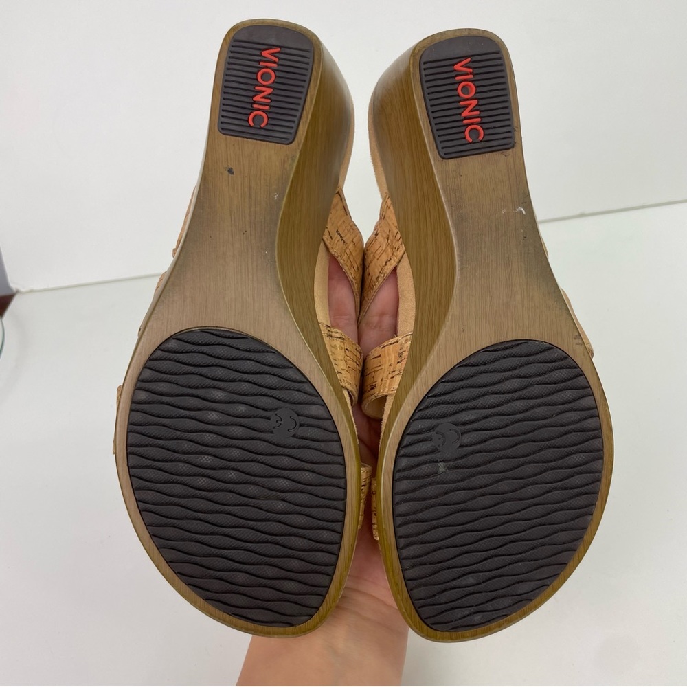 Vionic Park Dwyn Triple Strap Wedge Sandals in Gold Cork Size‎ 8 Wide Open-Toe - Picture 15 of 16